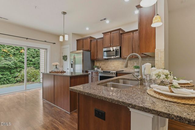 7829 Allscott Way, Raleigh, NC 27612