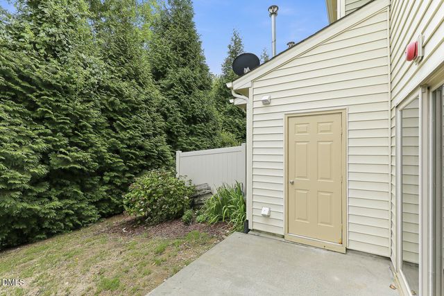 7829 Allscott Way, Raleigh, NC 27612