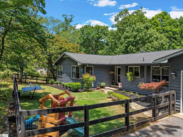 707 Dogwood Trail, Tryon, NC 28782