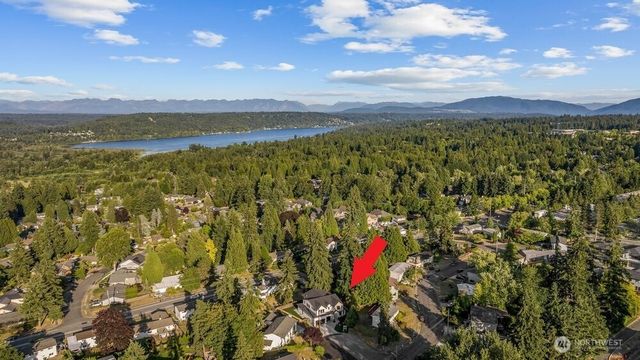 15516 NE 53rd Place, Redmond, WA 98052