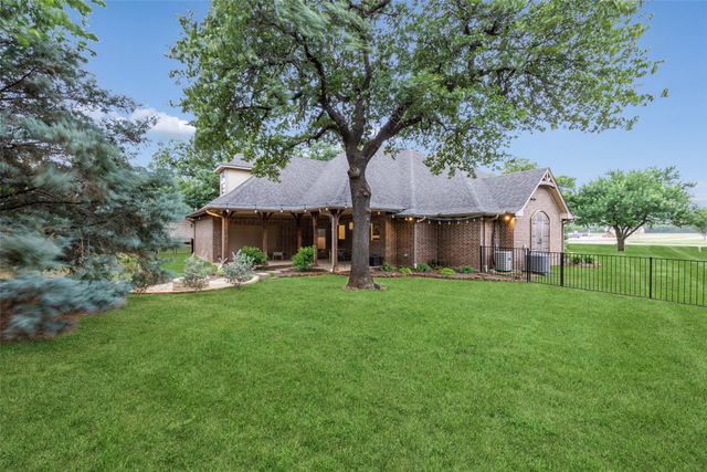 124 N Garza Road, Shady Shores, TX 76208