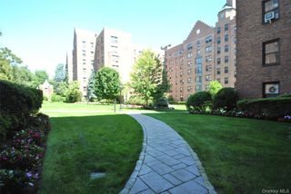 198 Garth Road 3C, Scarsdale, NY 10583