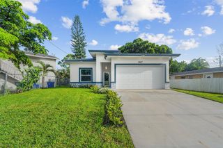 2407 NW 8th st, Fort Lauderdale, FL 33311