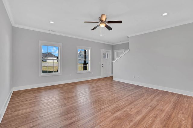 74 Summerset Dr, Winchester, TN 37398