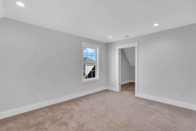 74 Summerset Dr, Winchester, TN 37398