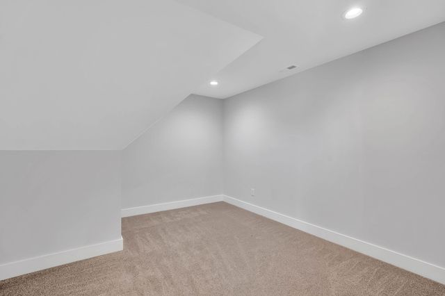 74 Summerset Dr, Winchester, TN 37398