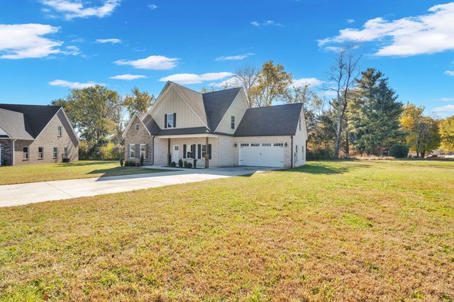 74 Summerset Dr, Winchester, TN 37398