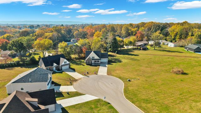 74 Summerset Dr, Winchester, TN 37398