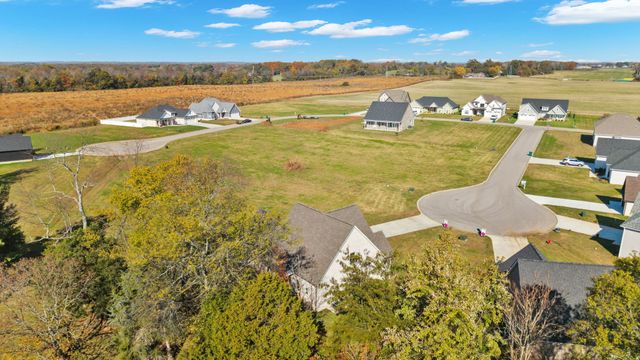 74 Summerset Dr, Winchester, TN 37398