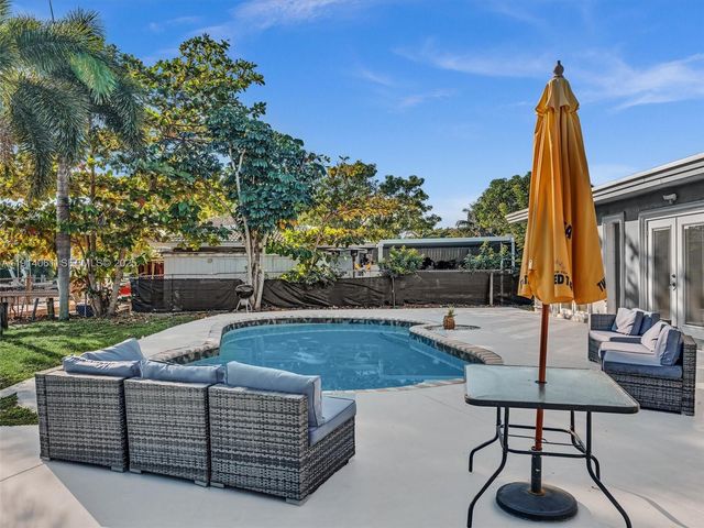 4416 SW 35th Ave, Dania Beach, FL 33312