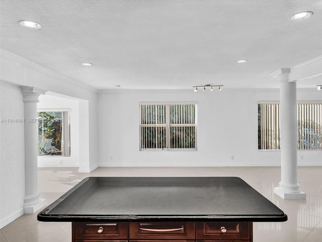 4416 SW 35th Ave, Dania Beach, FL 33312