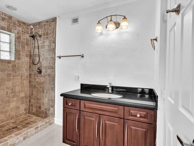 4416 SW 35th Ave, Dania Beach, FL 33312