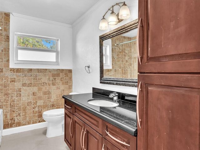 4416 SW 35th Ave, Dania Beach, FL 33312