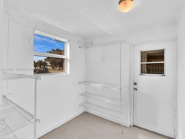 4416 SW 35th Ave, Dania Beach, FL 33312