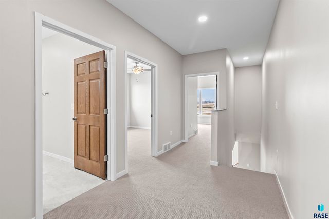 222 Ivy Ln Lane, Crooks, SD 57020