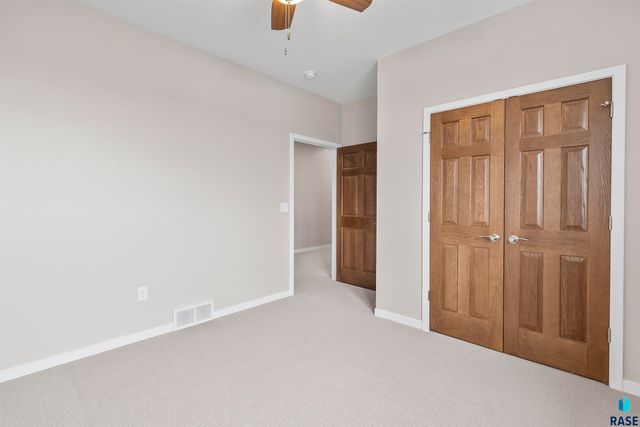 222 Ivy Ln Lane, Crooks, SD 57020