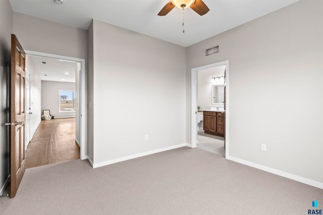 222 Ivy Ln Lane, Crooks, SD 57020