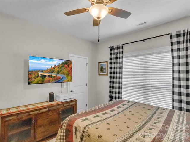 605 Red Bank Road 9, Waynesville, NC 28786