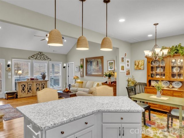 605 Red Bank Road 9, Waynesville, NC 28786