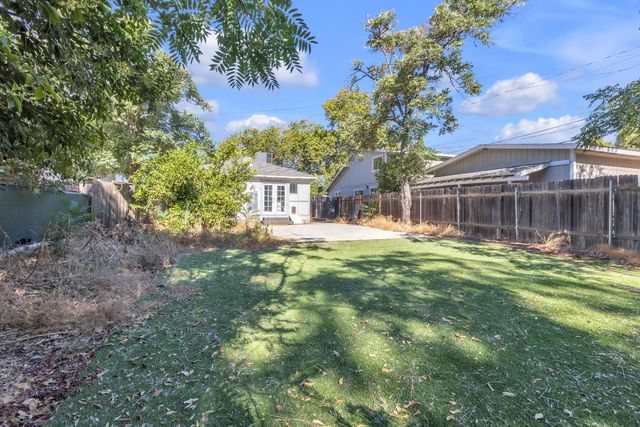 3211 32nd St, Sacramento, CA 95817