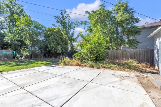 3211 32nd St, Sacramento, CA 95817