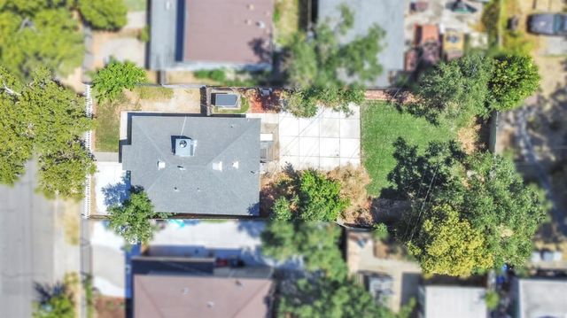 3211 32nd St, Sacramento, CA 95817