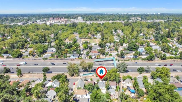 3211 32nd St, Sacramento, CA 95817
