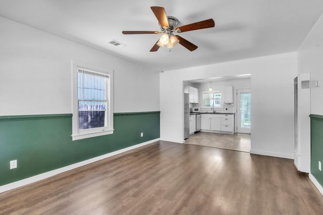 3211 32nd St, Sacramento, CA 95817
