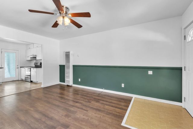 3211 32nd St, Sacramento, CA 95817