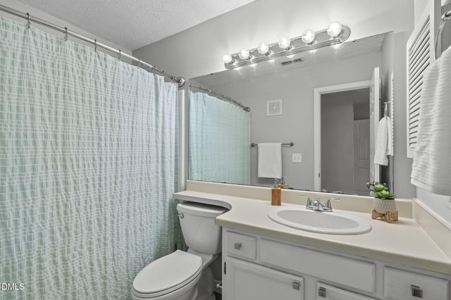 203 Oak Hollow Court, Raleigh, NC 27613
