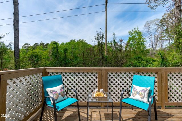 203 Oak Hollow Court, Raleigh, NC 27613