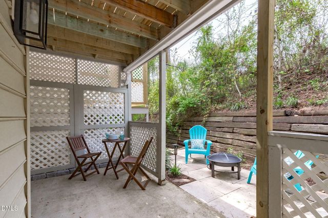 203 Oak Hollow Court, Raleigh, NC 27613