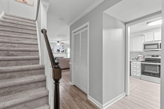203 Oak Hollow Court, Raleigh, NC 27613