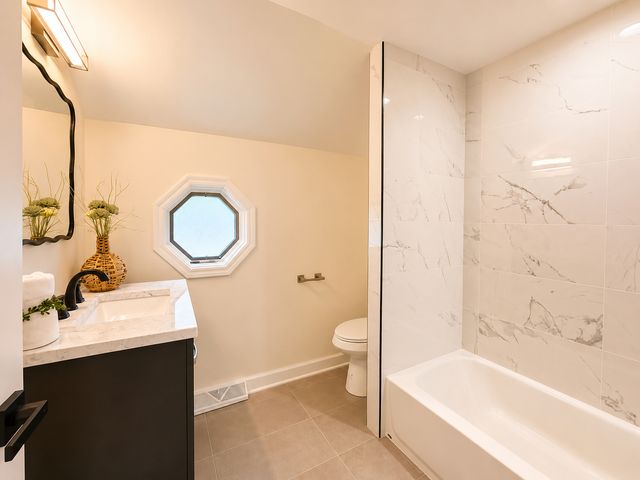 300 W North Avenue, Bartlett, IL 60103