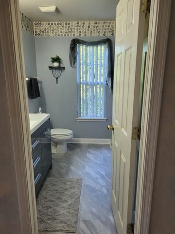 741 Regal Lane, Algonquin, IL 60102