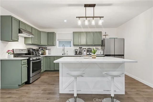 7853 Jayseel, Sunland, CA 91040