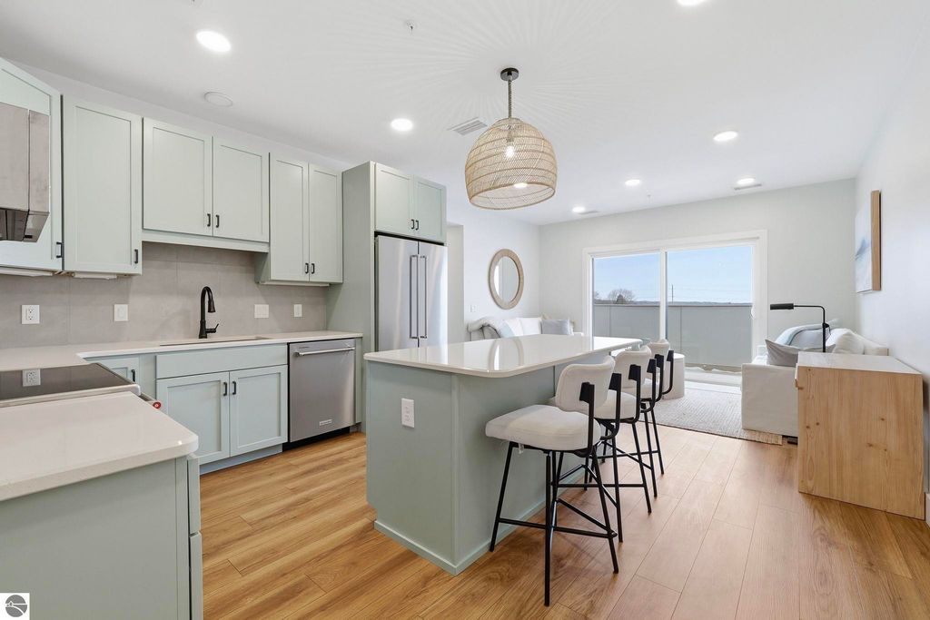 Image 1 of property listing at 714 Randolph Street # 413, Traverse City, MI 49684