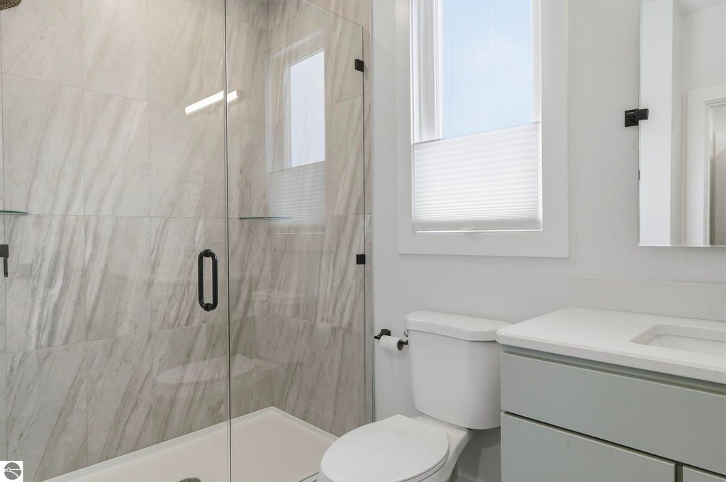 Image 19 of property listing at 714 Randolph Street # 413, Traverse City, MI 49684