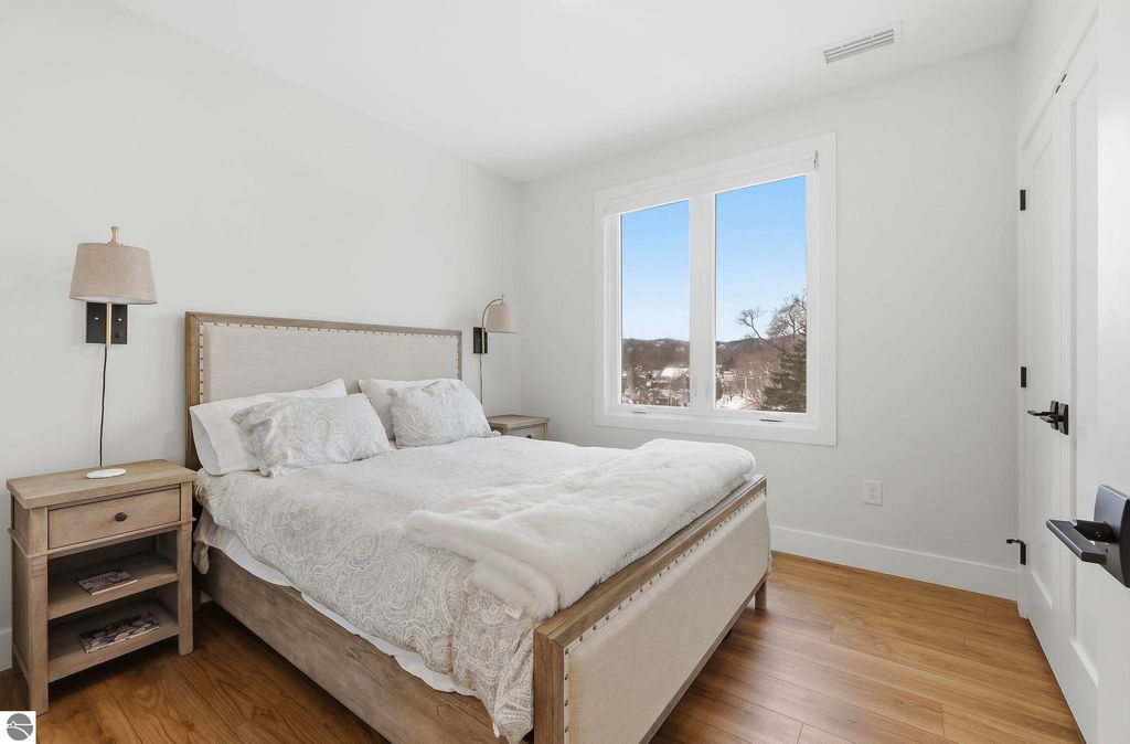 Image 22 of property listing at 714 Randolph Street # 413, Traverse City, MI 49684