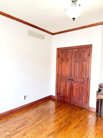 2422 N 106TH Street, Kansas City, KS 66109