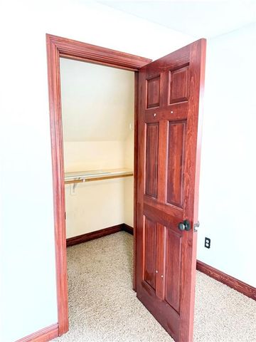 2422 N 106TH Street, Kansas City, KS 66109