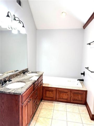 2422 N 106TH Street, Kansas City, KS 66109