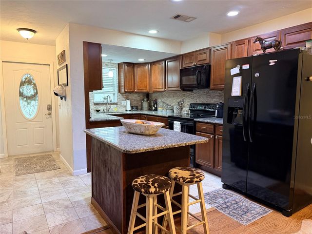 5418 SW 4TH PLACE, Gainesville, FL 32607