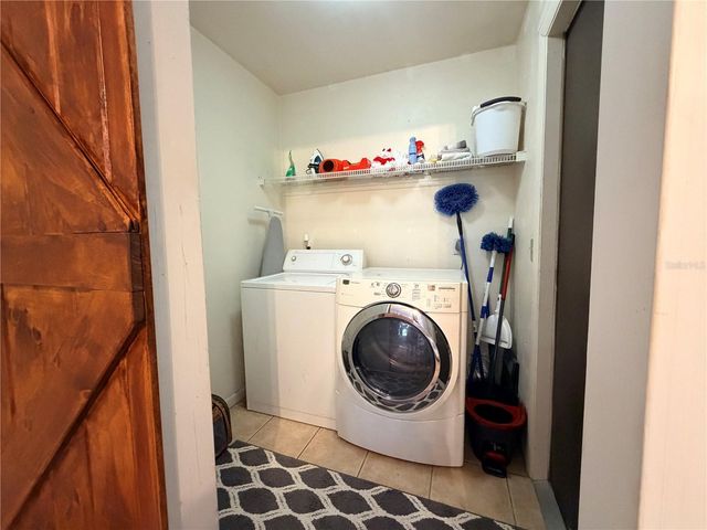 5418 SW 4TH PLACE, Gainesville, FL 32607