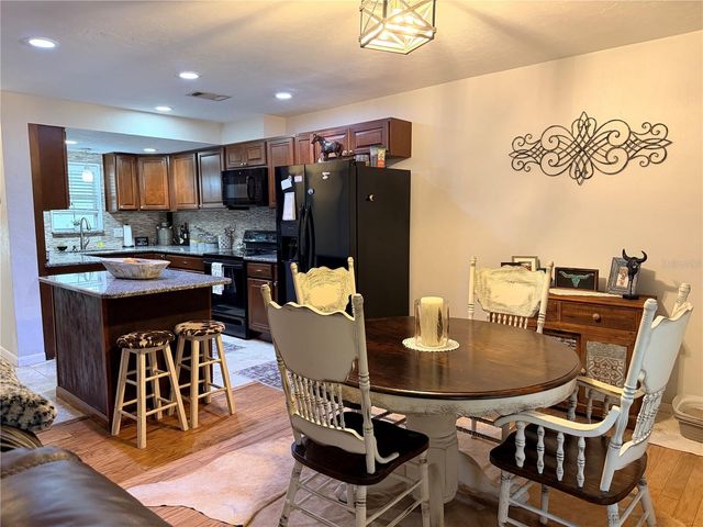 5418 SW 4TH PLACE, Gainesville, FL 32607