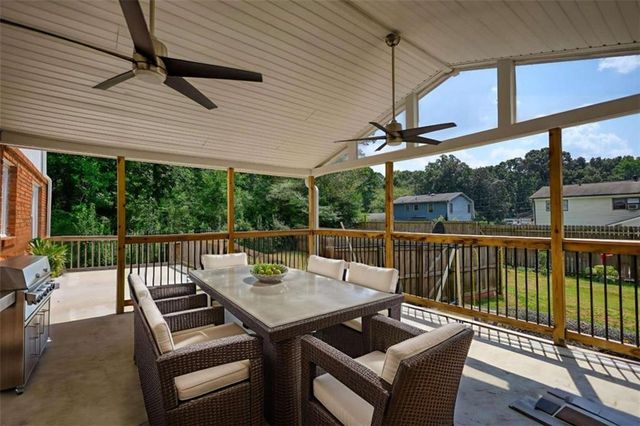 1341 Kenyon Road, Morrow, GA 30260