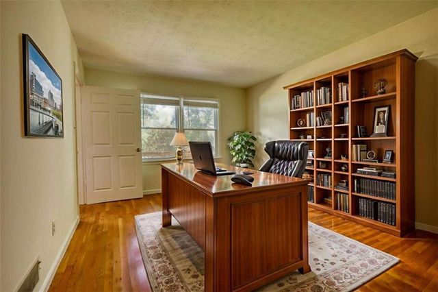 1341 Kenyon Road, Morrow, GA 30260