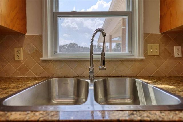 1341 Kenyon Road, Morrow, GA 30260