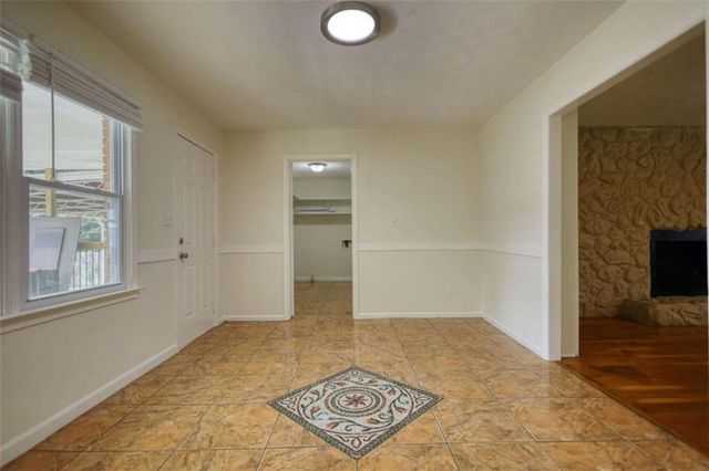 1341 Kenyon Road, Morrow, GA 30260