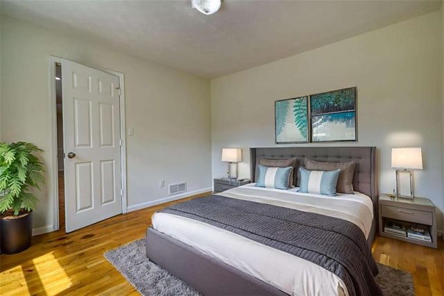 1341 Kenyon Road, Morrow, GA 30260